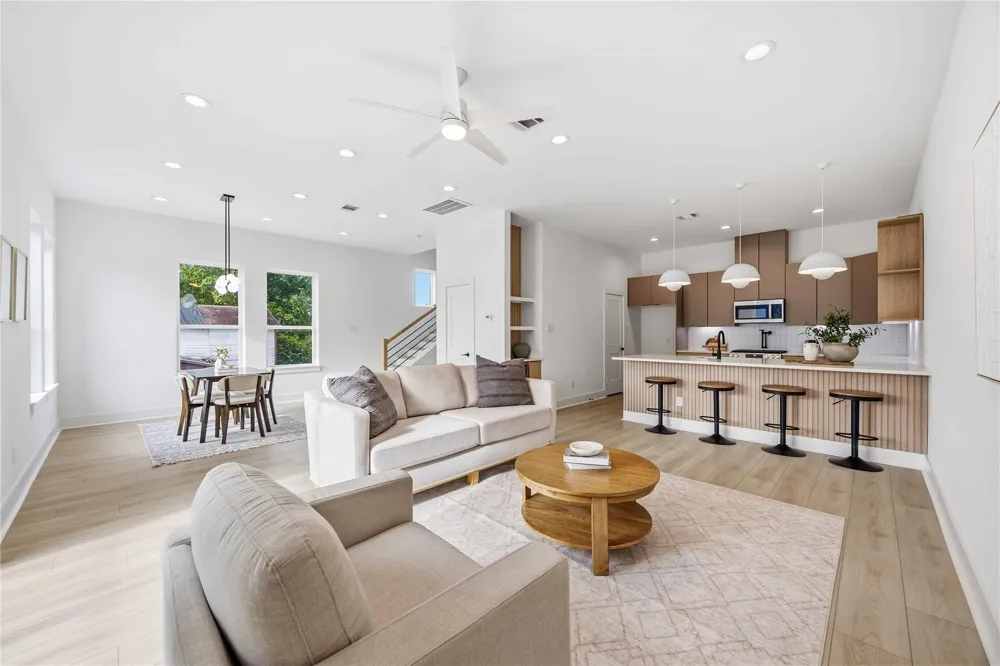 3431 Dennis Street Houston, TX 77004