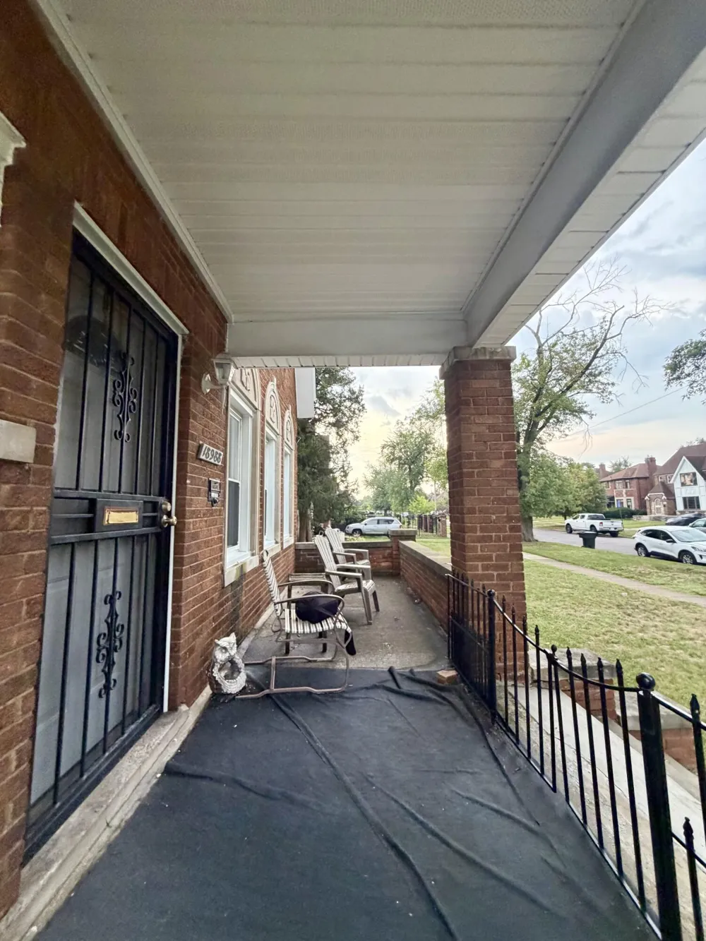 18988 Pennington Drive Detroit, MI 48221