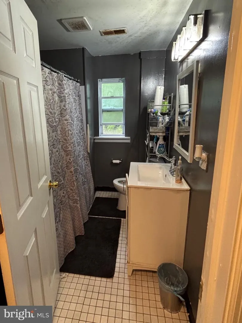 218 MAURICE STREET Millville, NJ 08332
