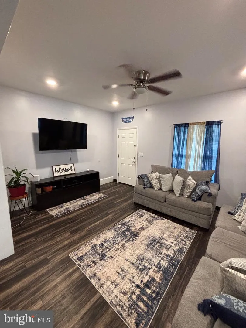 218 MAURICE STREET Millville, NJ 08332