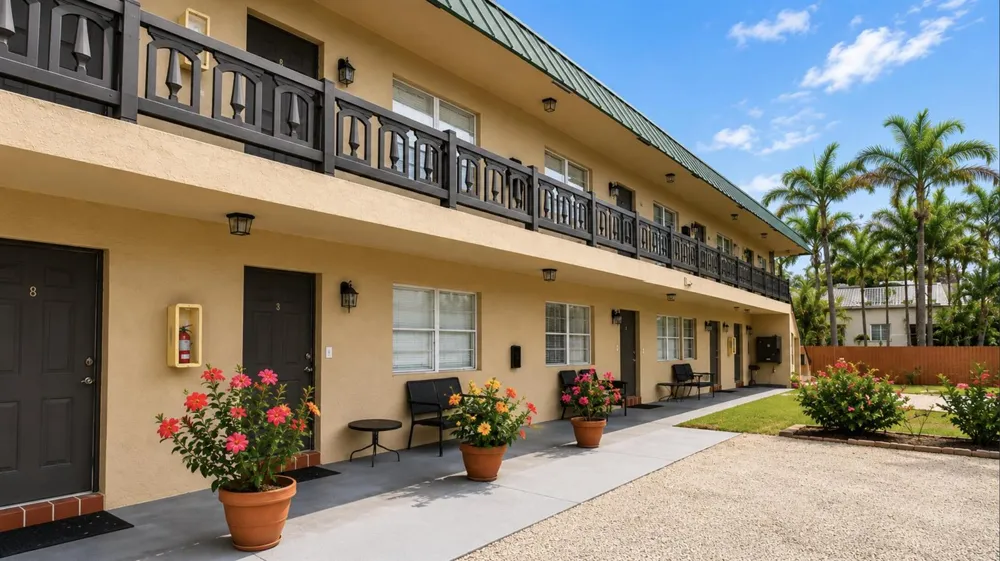 211 S Swinton Avenue Delray Beach, FL 33444