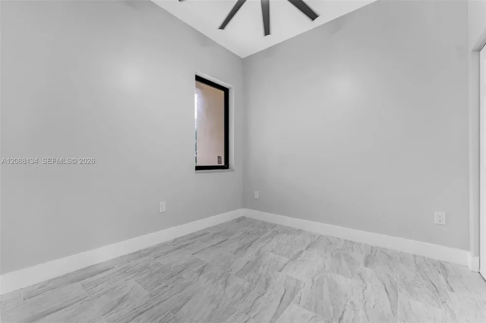 1962 NW 107th St Miami, FL 33167