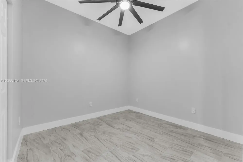 1962 NW 107th St Miami, FL 33167