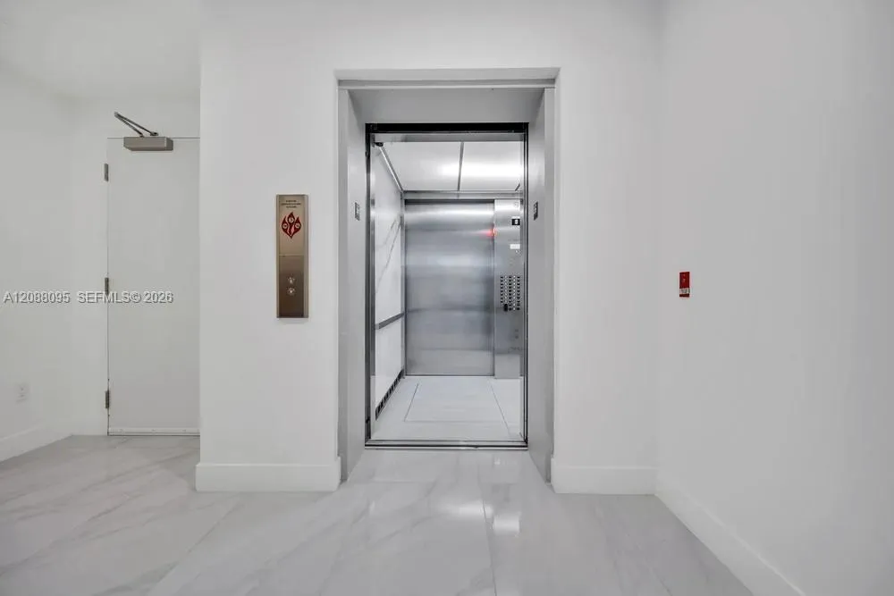 17550 Collins Ave #1003 Sunny Isles Beach, FL 33160