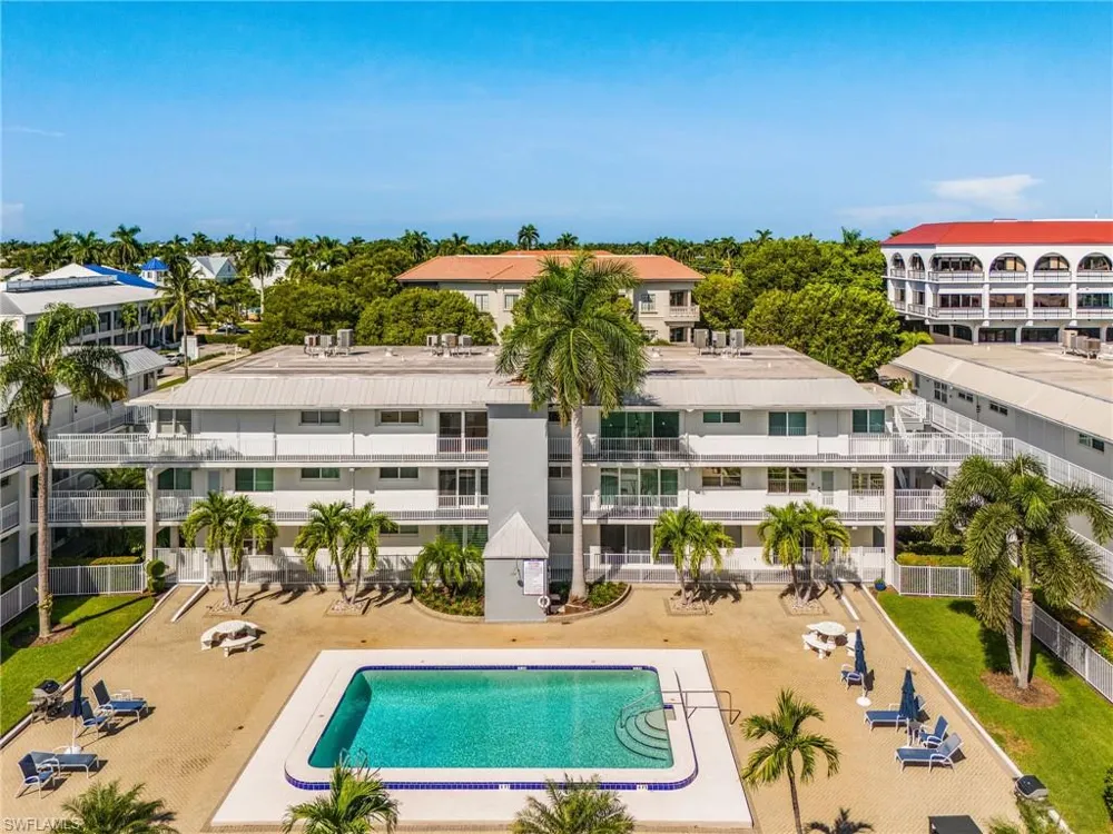 1100 8th Avenue S #205A Naples, FL 34102