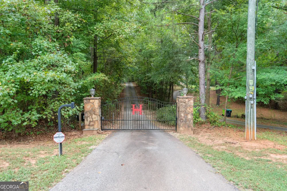 795 Jackson Lake RD Jackson, GA 30233