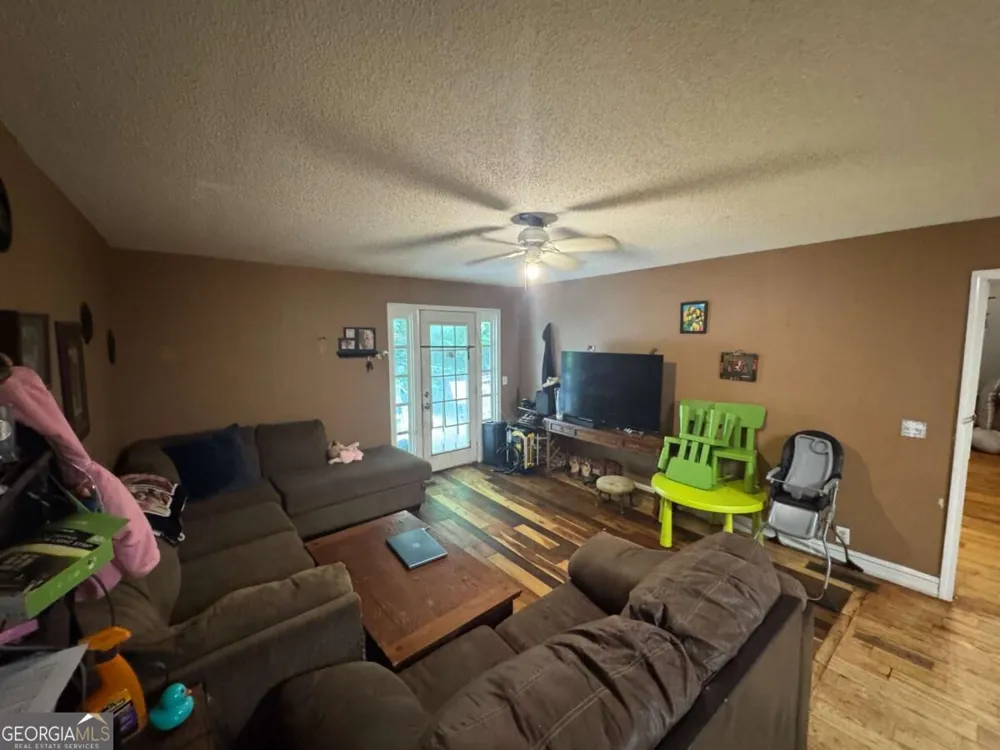5999 Third Army RD SE Acworth, GA 30101
