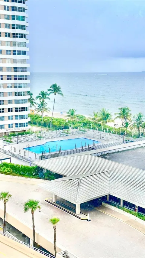 1980 S Ocean Dr #8D