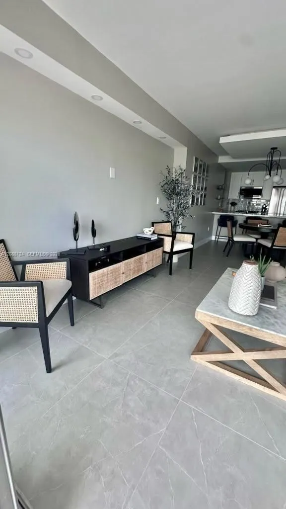 1980 S Ocean Dr #8D Hallandale Beach, FL 33009