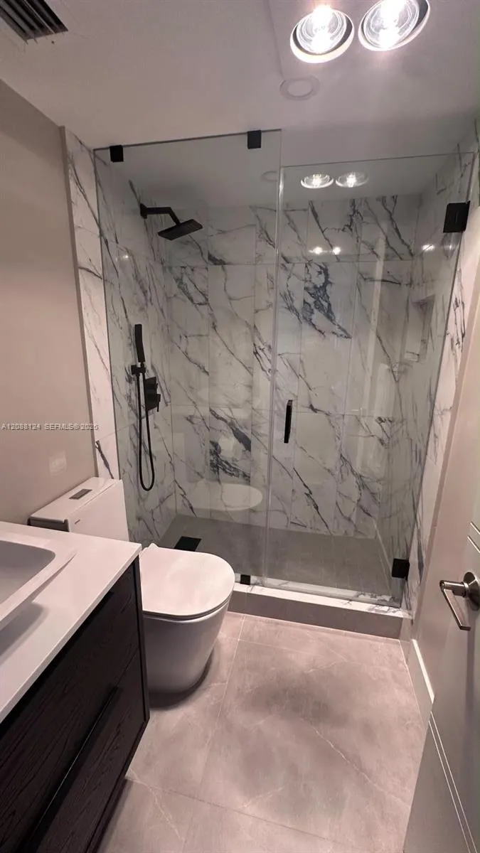 1980 S Ocean Dr #8D Hallandale Beach, FL 33009