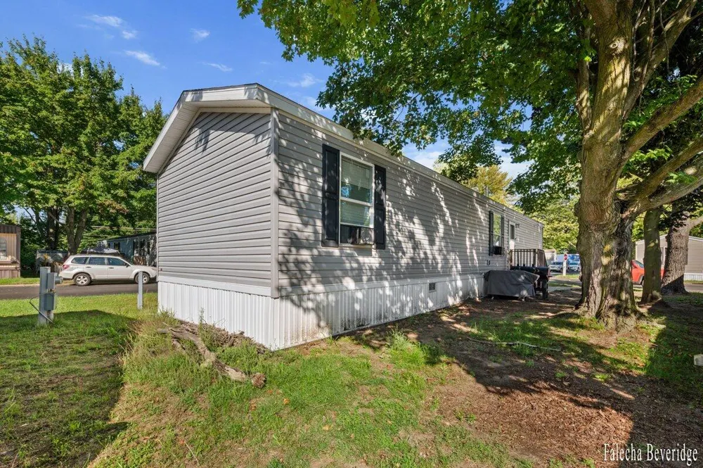 1281 E Pontaluna Road ##101 Norton Shores City, MI 49456