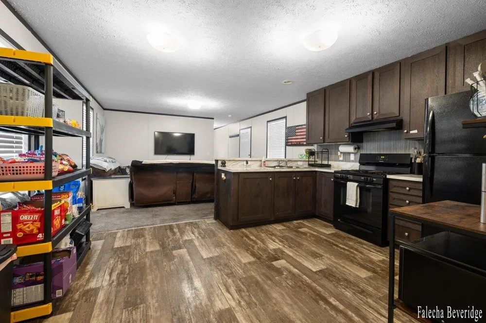 1281 E Pontaluna Road ##101 Norton Shores City, MI 49456