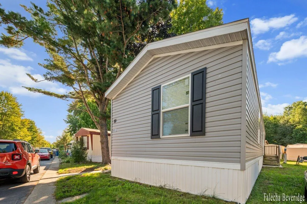 1281 E Pontaluna Road ##101 Norton Shores City, MI 49456