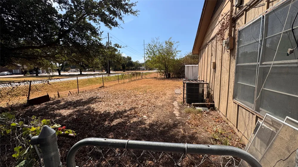 1247 Seminole Drive Dallas, TX 75217