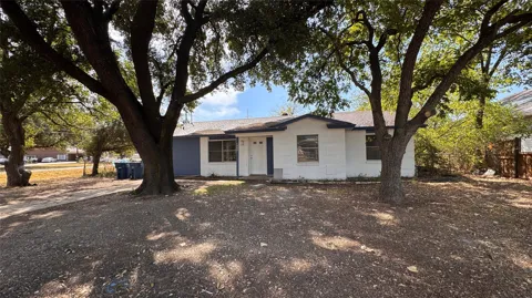 1247 Seminole Drive