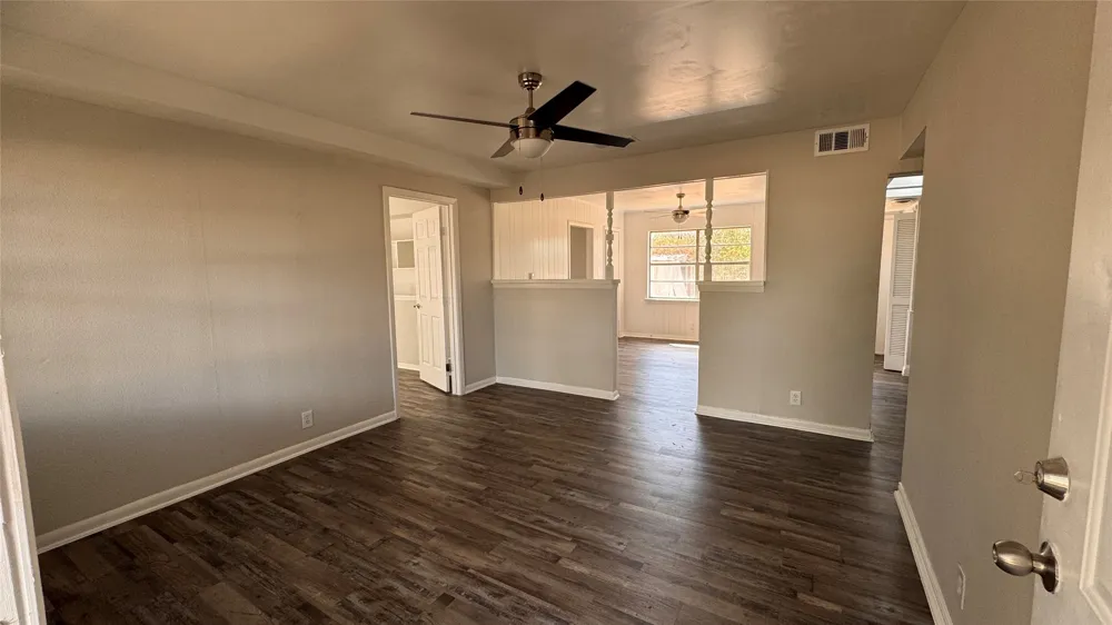 1247 Seminole Drive Dallas, TX 75217