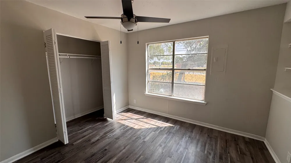 1247 Seminole Drive Dallas, TX 75217