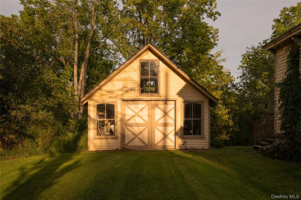 21 North Road Tivoli, NY 12583