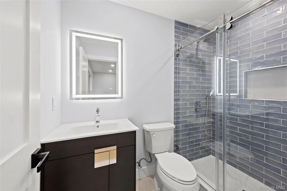 712 Bach Court Westbury, NY 11590