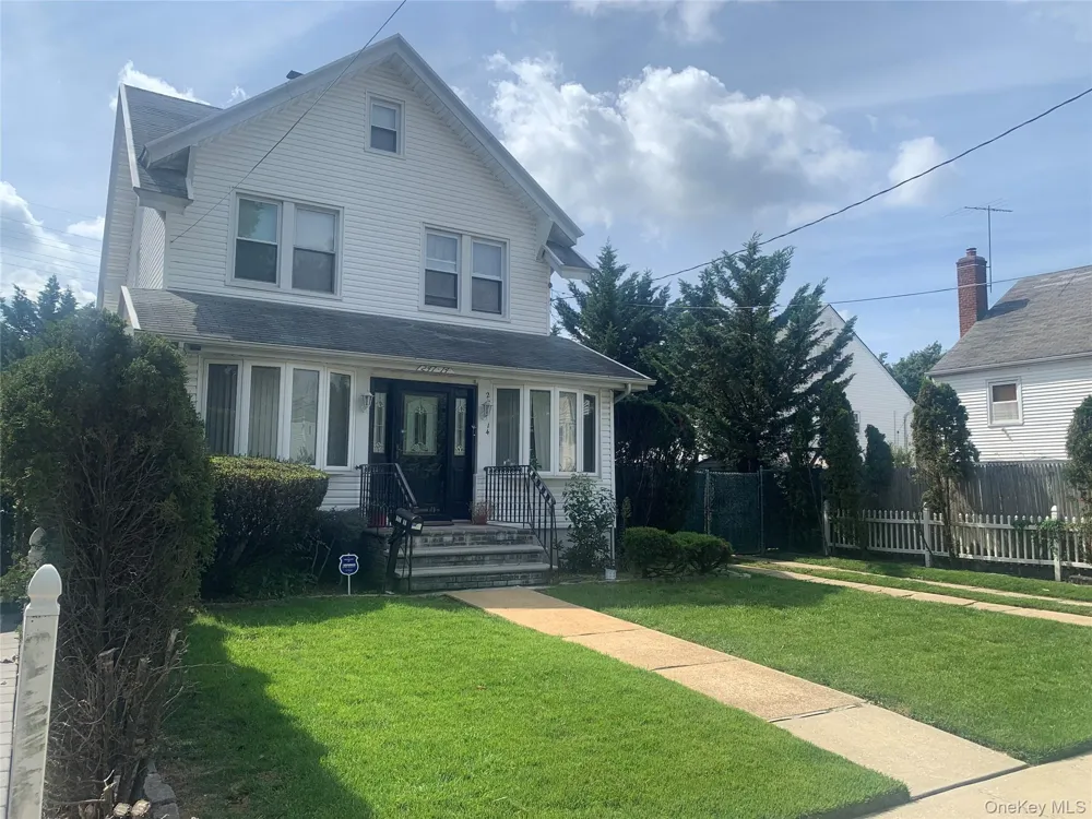 24714 137th Road Rosedale, NY 11422