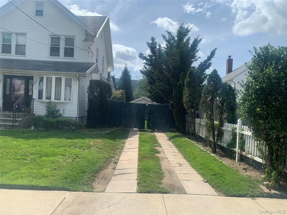 24714 137th Road Rosedale, NY 11422