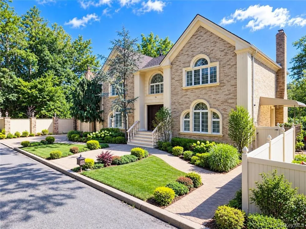 78 Eleanor Street Staten Island, NY 10306