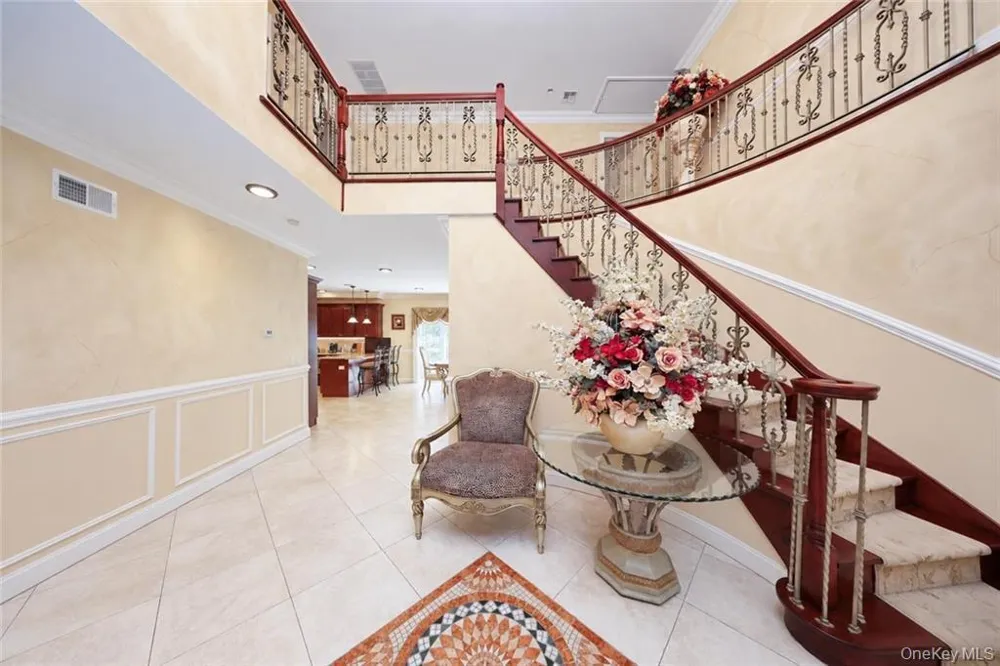78 Eleanor Street Staten Island, NY 10306