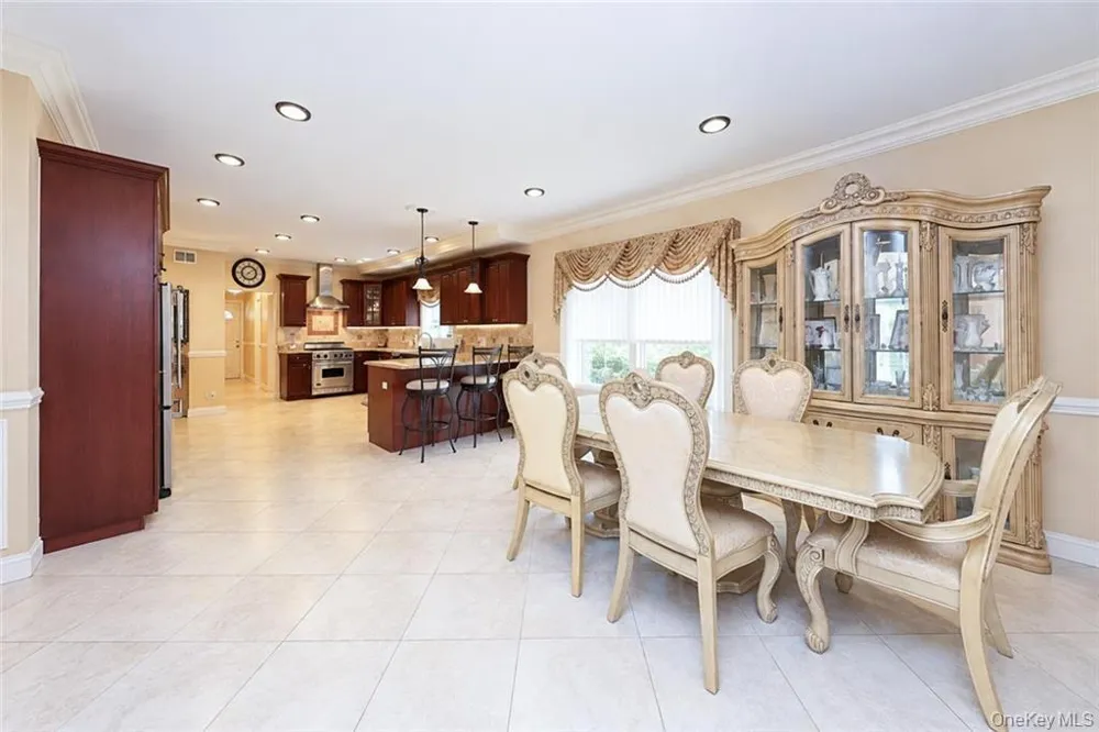 78 Eleanor Street Staten Island, NY 10306