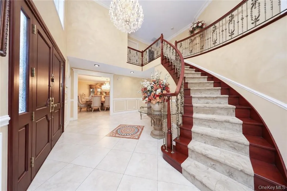 78 Eleanor Street Staten Island, NY 10306