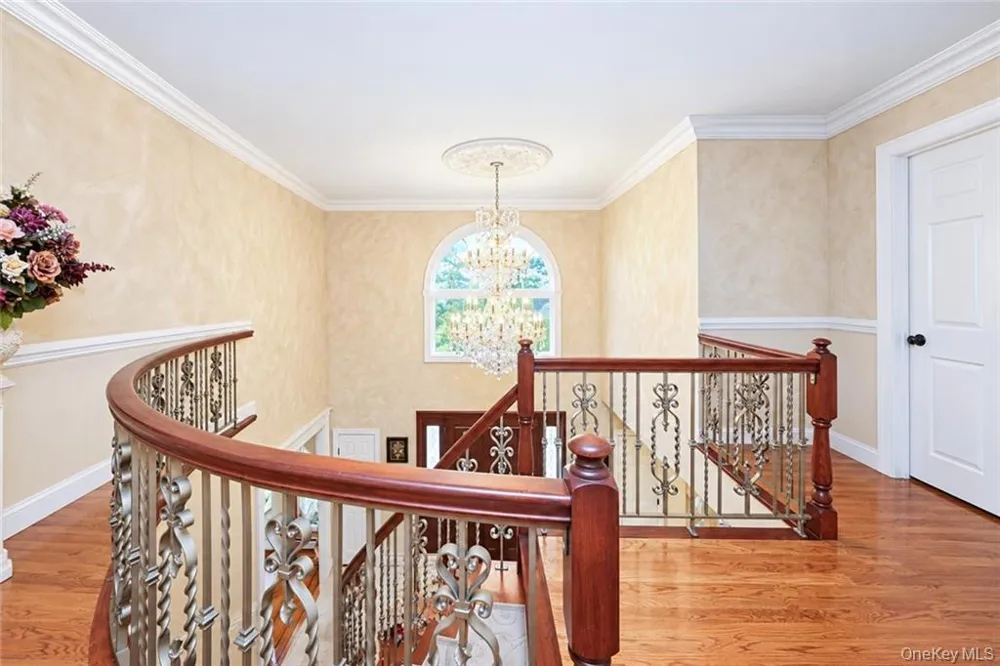 78 Eleanor Street Staten Island, NY 10306