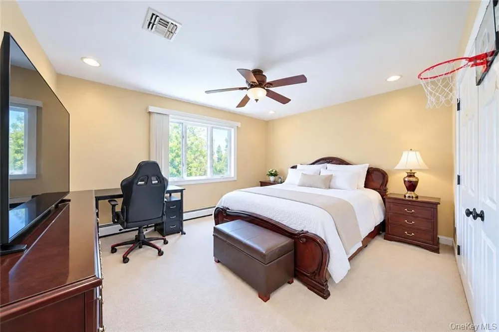 78 Eleanor Street Staten Island, NY 10306