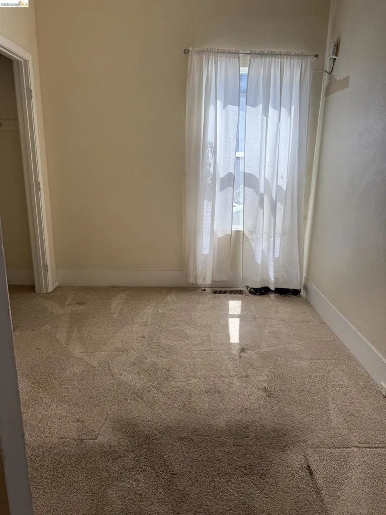 249 15Th St Richmond, CA 94801