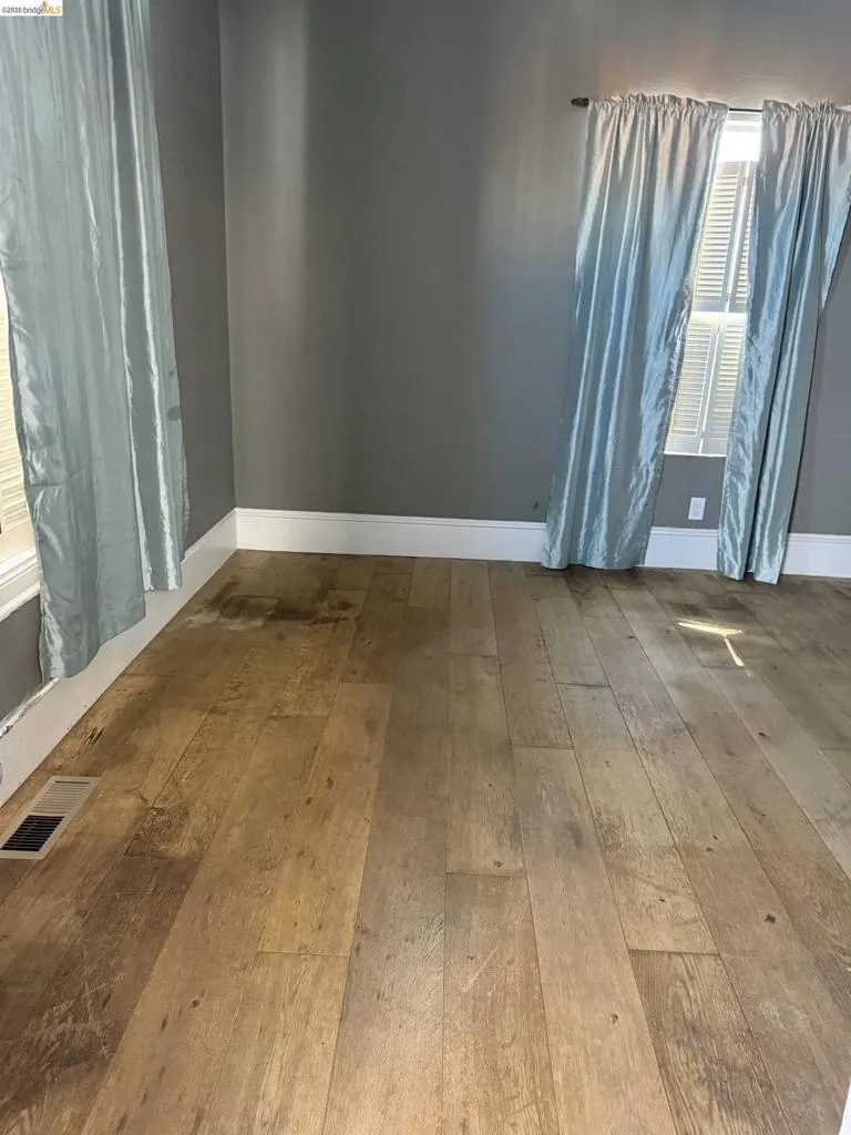 249 15Th St Richmond, CA 94801