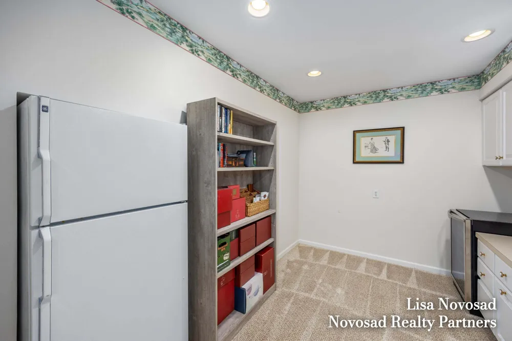 3589 Charlevoix Drive SE Grand Rapids, MI 49546