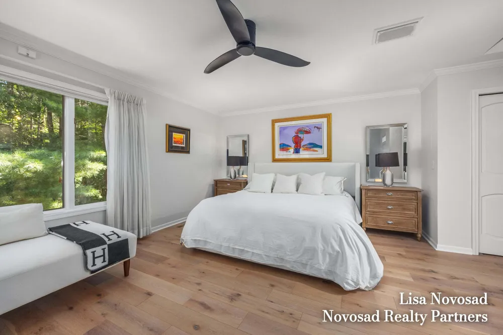 3589 Charlevoix Drive SE Grand Rapids, MI 49546