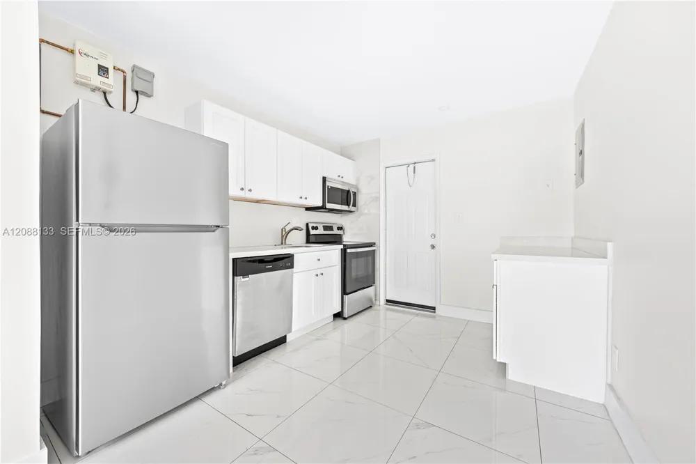 612 NW 10th Ter #B Fort Lauderdale, FL 33311
