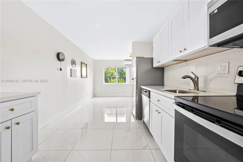 612 NW 10th Ter #B Fort Lauderdale, FL 33311