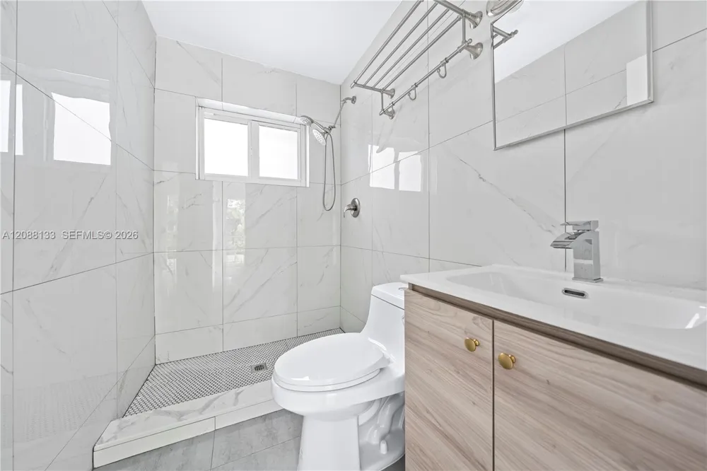 612 NW 10th Ter #B Fort Lauderdale, FL 33311