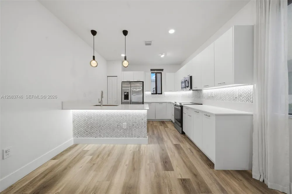 4519 NW 84th Ave Doral, FL 33166