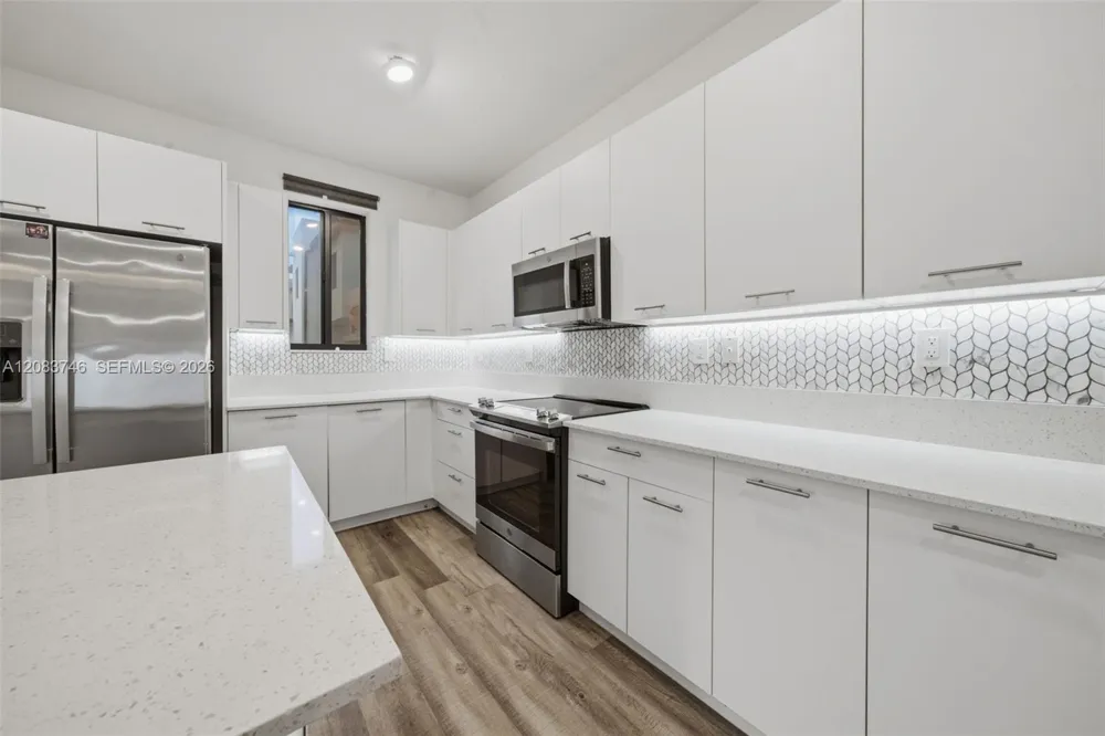 4519 NW 84th Ave Doral, FL 33166