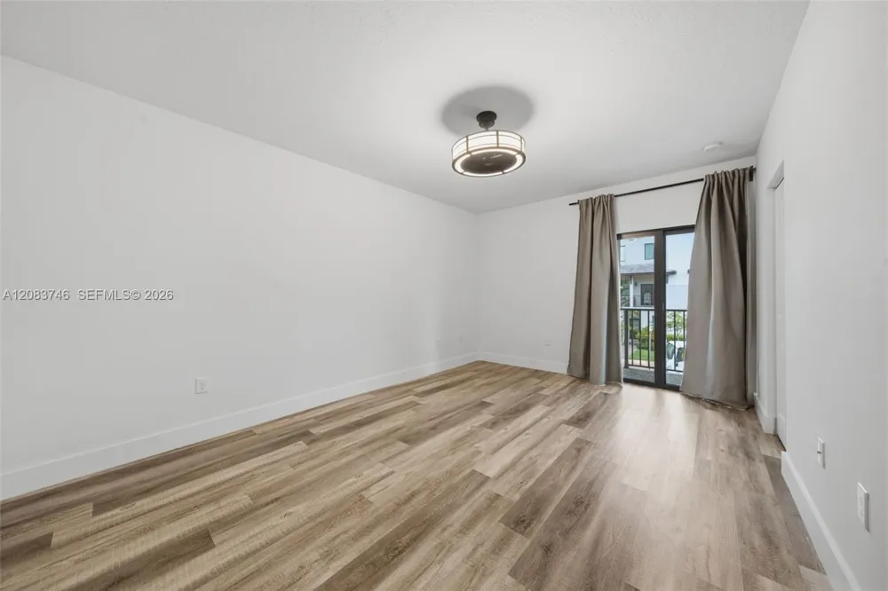 4519 NW 84th Ave Doral, FL 33166