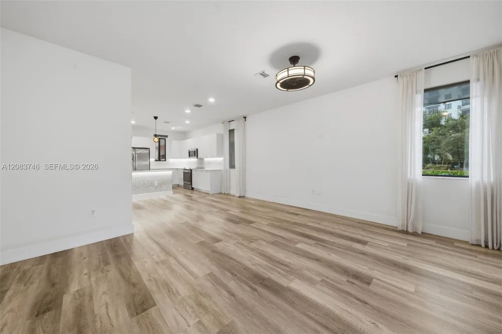 4519 NW 84th Ave Doral, FL 33166