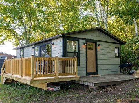 1508 Long Lake Road