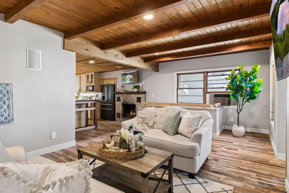 18546 Langly Avenue Marine On Saint Croix, MN 55047