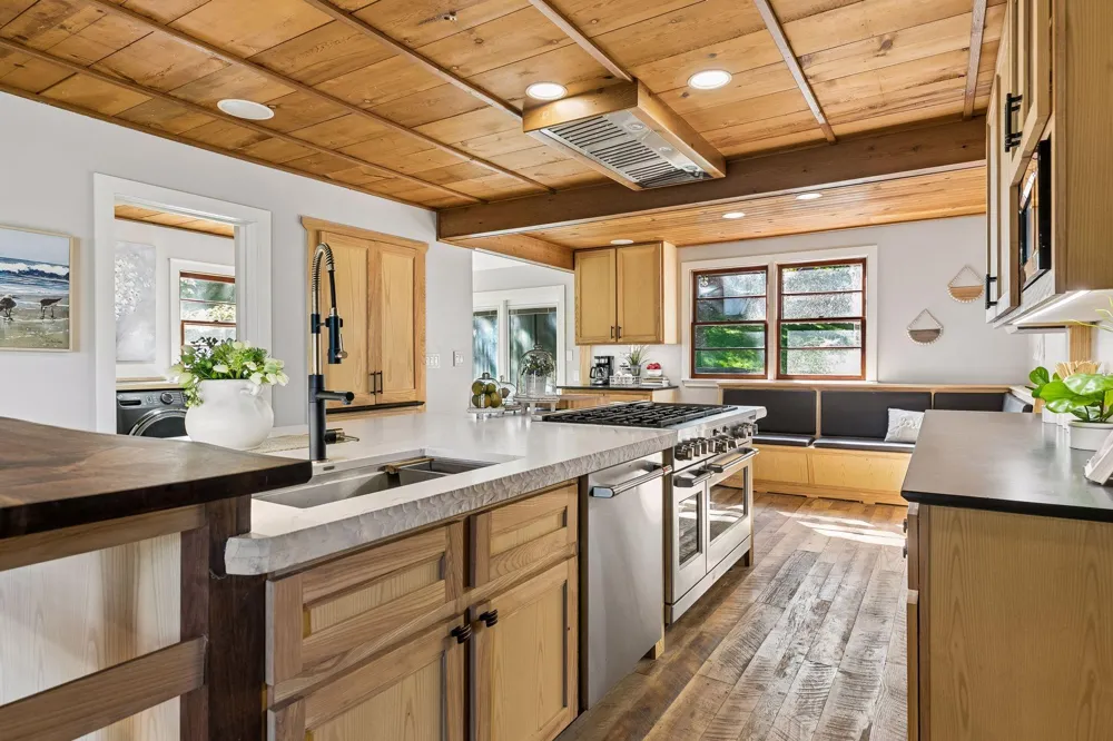 18546 Langly Avenue Marine On Saint Croix, MN 55047