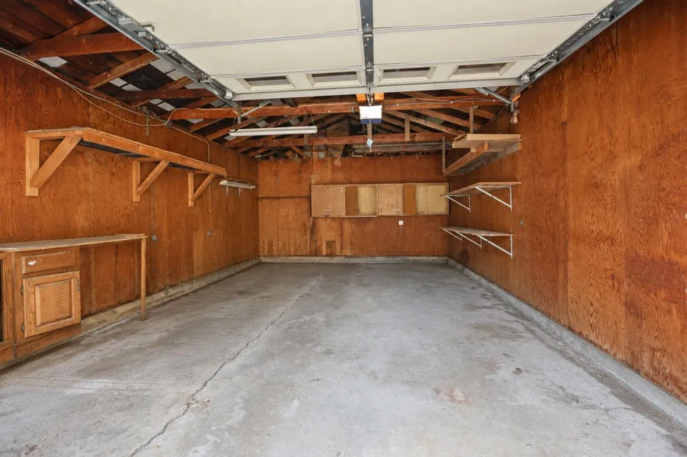 416 3rd Street NE Faribault, MN 55021