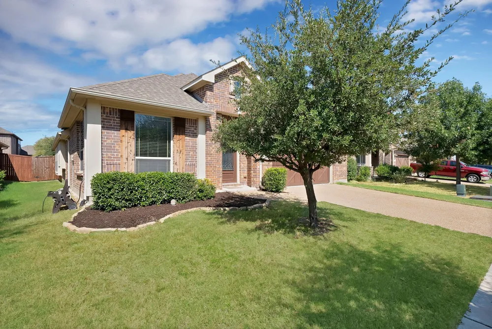 1517 Wright Street Aubrey, TX 76227