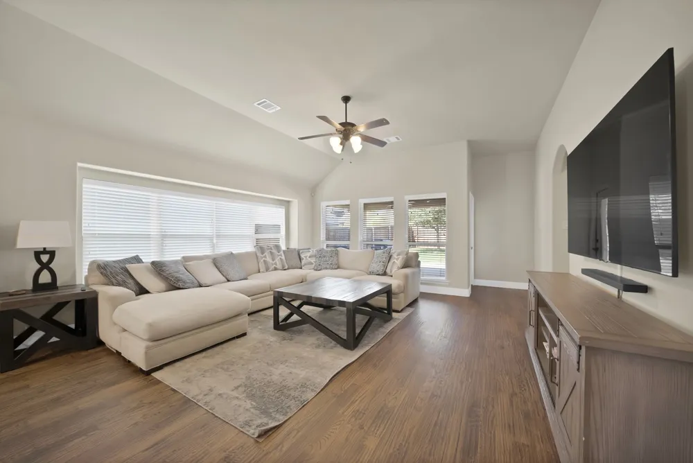 1517 Wright Street Aubrey, TX 76227