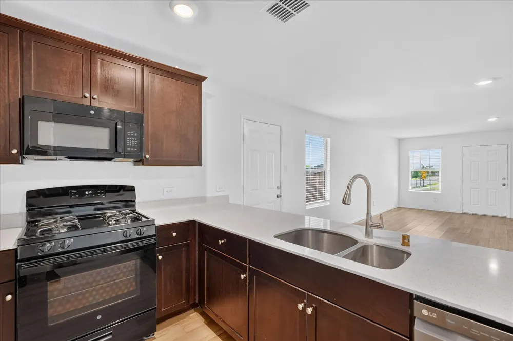 2502 Coronado Way Crandall, TX 75114
