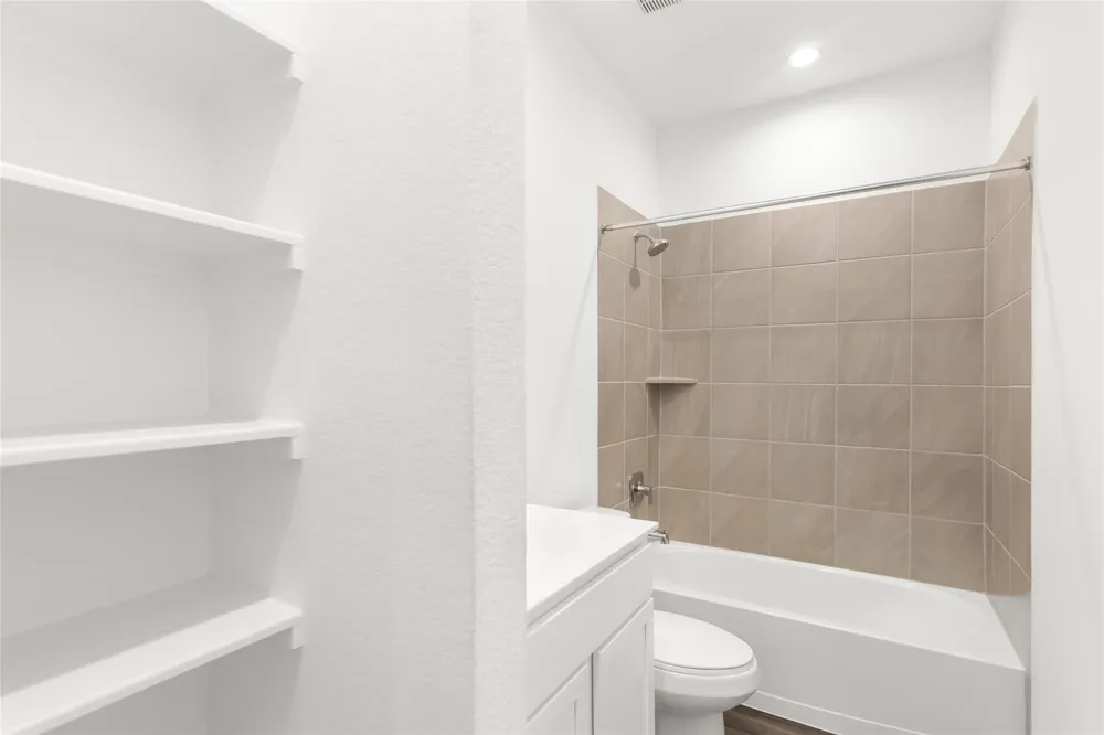 306 Springfield Shores Court Crosby, TX 77532